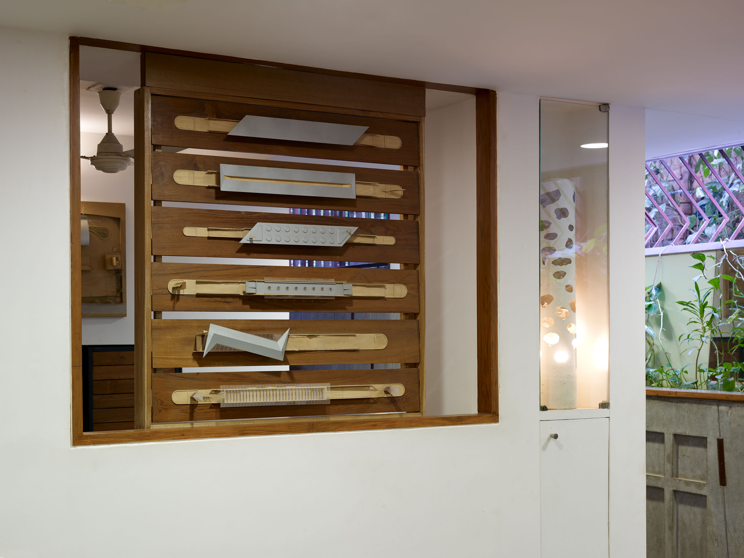 E14491 Alpa 042384 j2560